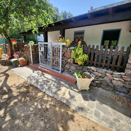 Casa Sulla Di Osala 度假居 *